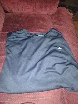 2 men shirts size large