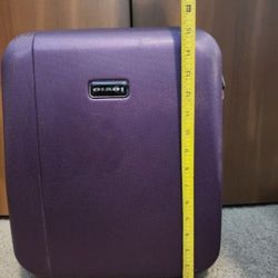 Ciao Travel & Luggage Bag. Purple. Made in Cambodia. Very good condition. Size 15×12 includes.
