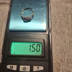 14 K Gold Ring Maybe 7 Or 6,1/2 Size 