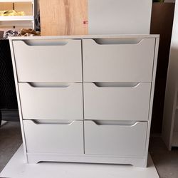 White Dresser with six drawers  33x36x16