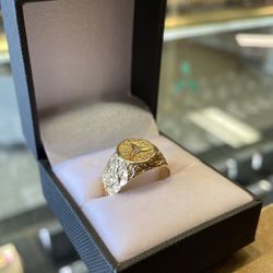 14k Cluster Ring , Mercedes Logo 