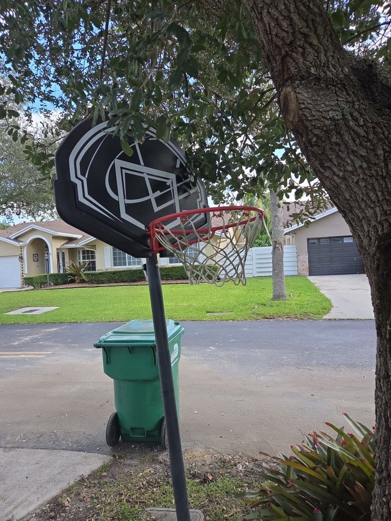 Basketball Hoop Adjustable 4 To 12 Age