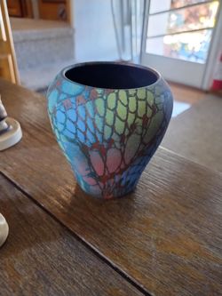 RAKU POTTERY VASE BY SARAH FREDERICK VIVID COLORS WEB DESIGN HANDCRAFTED EXCELLENT CONDITION SIGNED