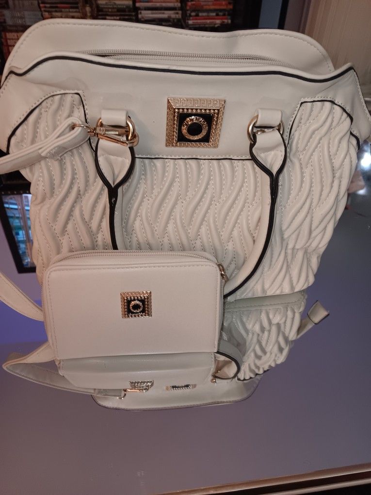 Elsa Beauty Women's Purse