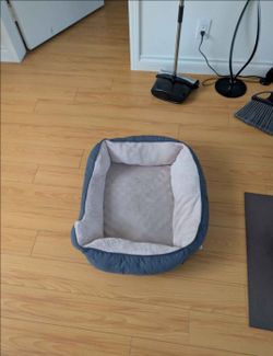 Cuddler pet bed