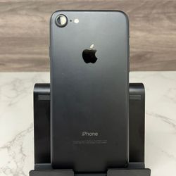 iPhone 7 32gb Unlocked ID: 69506