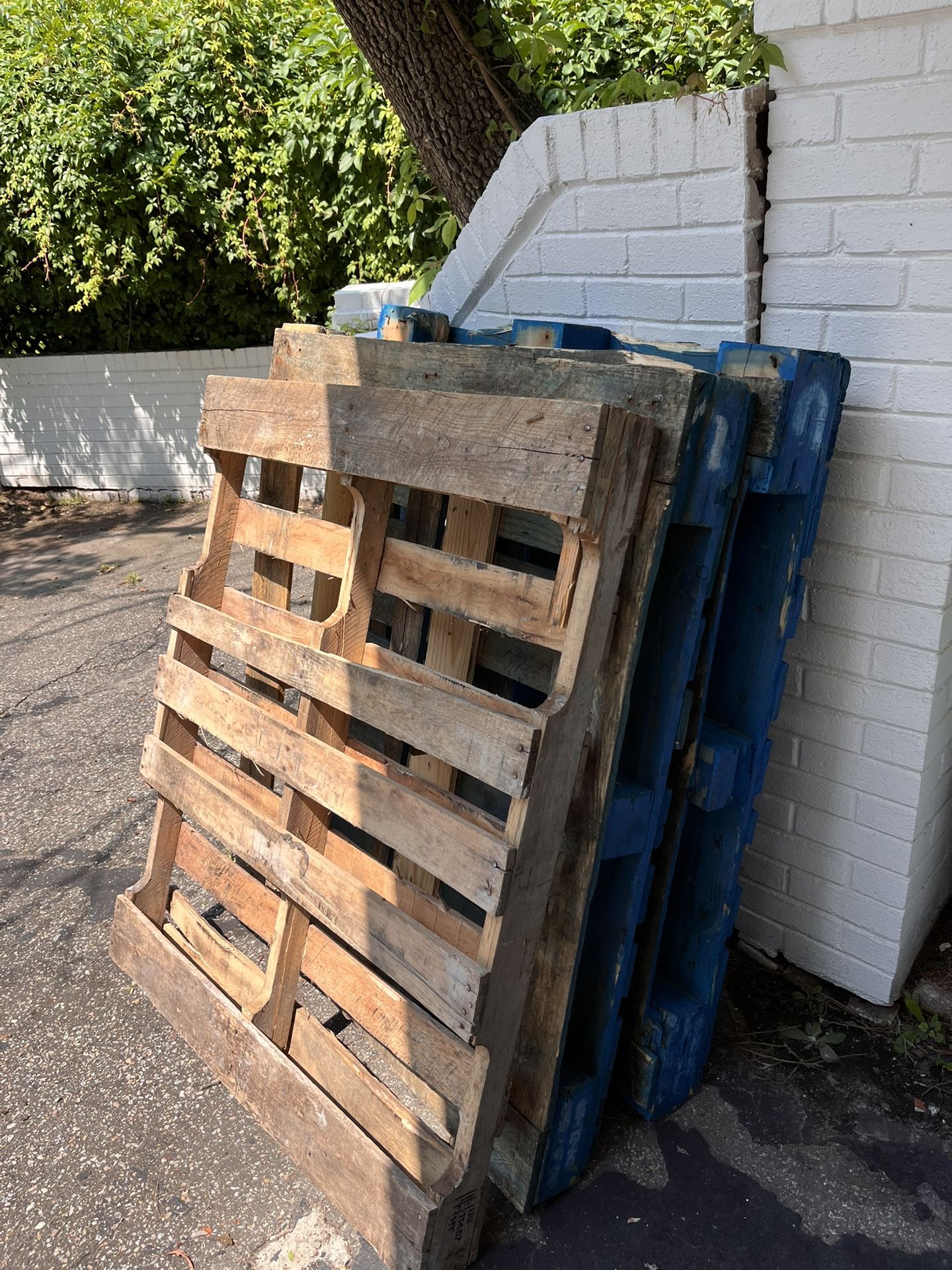Free Pallets