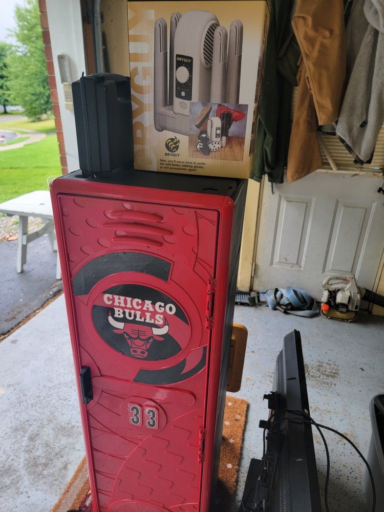 Vintage Bulls Locker