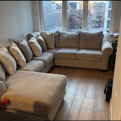 Sectional Sofa 