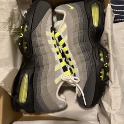 Neon Air Max 95