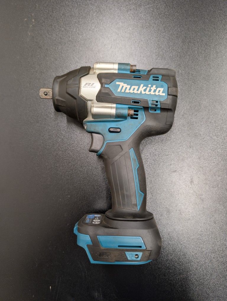 Makita 18v Brushless Mid-Torque 1/2in Impact Wrench USED 
