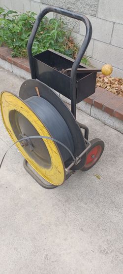 STRAPPING   MACHINE   WHIT  1/2"  INCH   PLASTIC   COIL