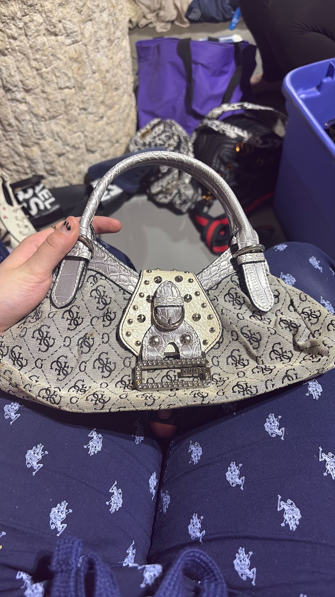 guess purse