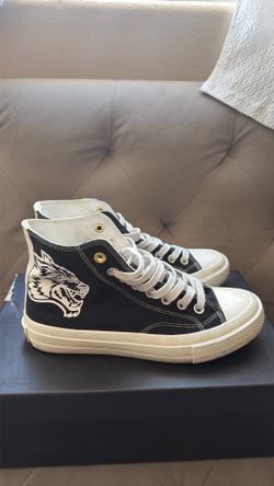 Darc Sport converse size 7.5M