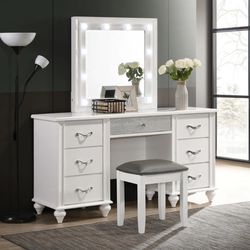 White Vanity Desk -7 Drawers With Lighted Mirror 