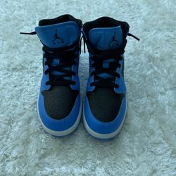 Air Jordan 1 Mid Blue Black Sneakers