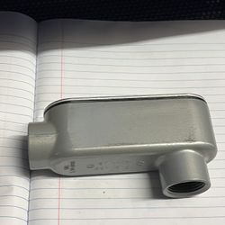 Conduit fitting 3/4" LB new 