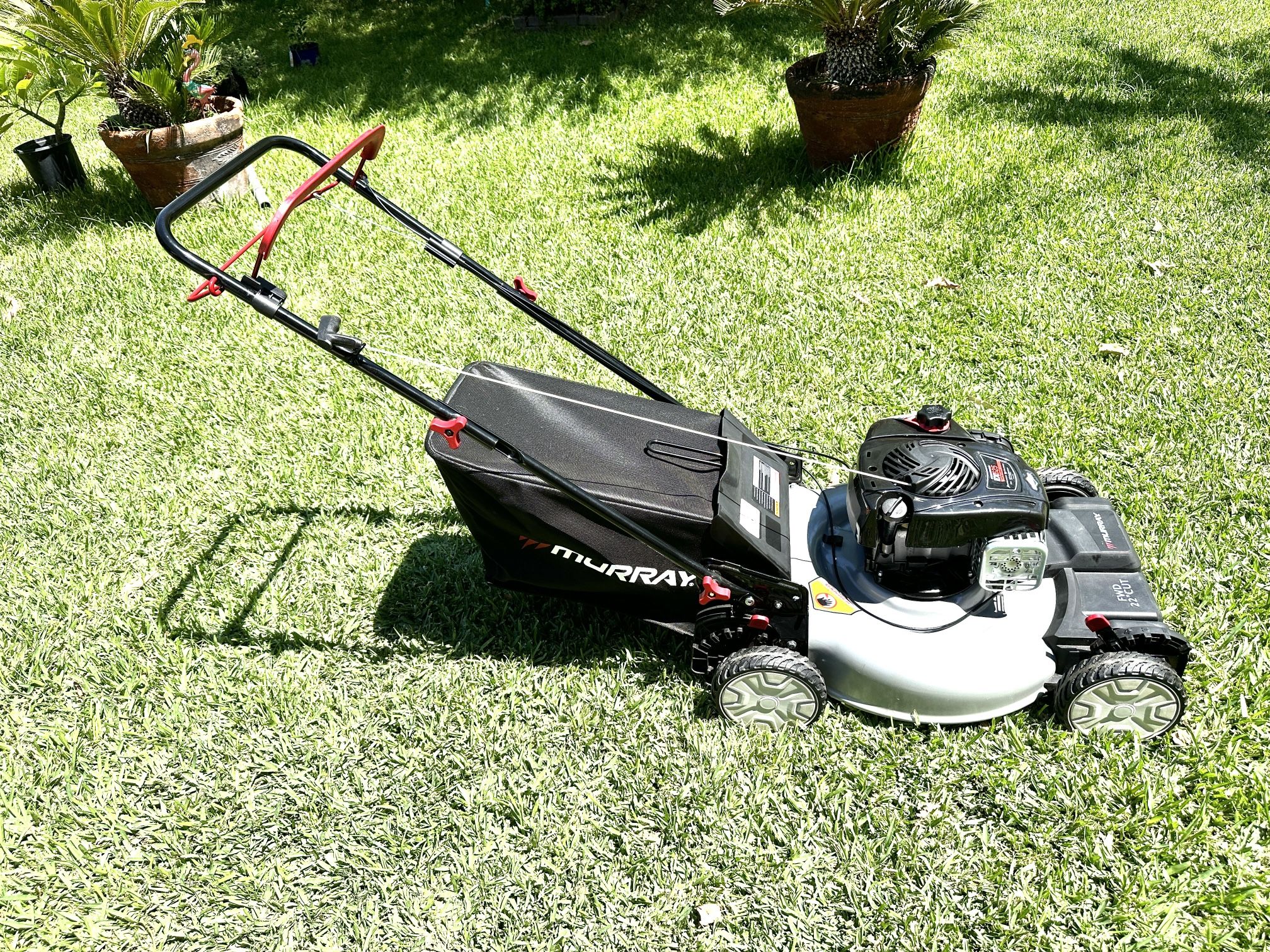 Self Propelled Lawn Murray Lawn Mower With Bag Murray Briggs And