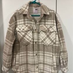 Stylish Women’s SO Shacket (Shirt/Jacket) -Size Small