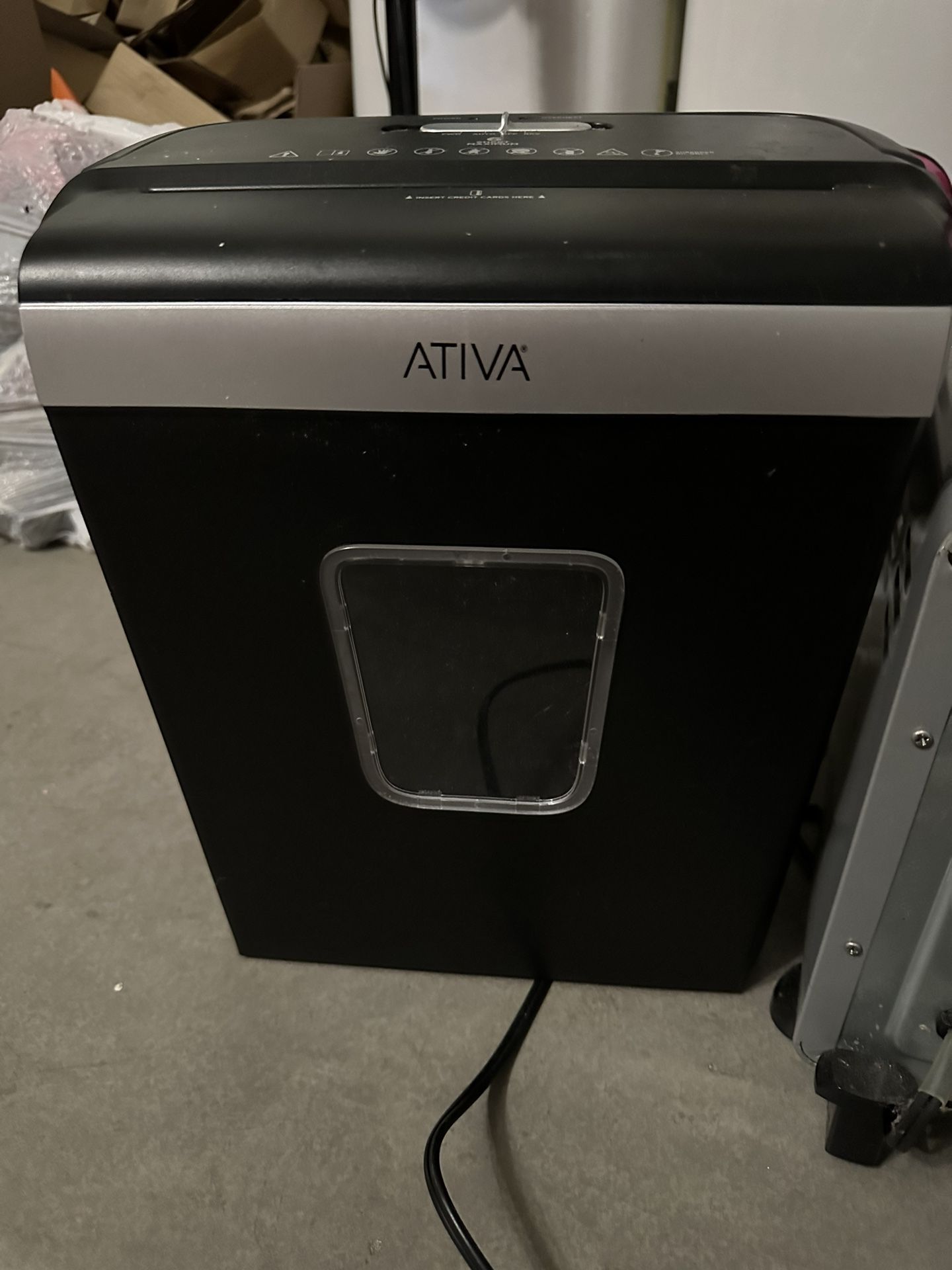 Ativa® 6-Sheet Cross-Cut Shredder, Black, A06CC19