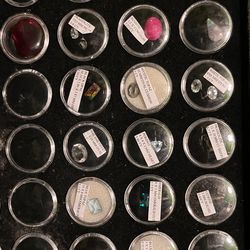 Emerald 8x5 mm, black opal 10.19x 5.86x3.87 mm, Mystic