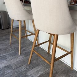 Island chairs, high chairs