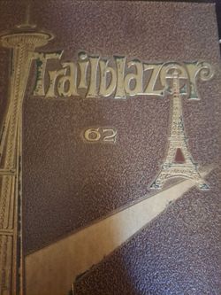 Vintage yearbook Centralia  College  1962
