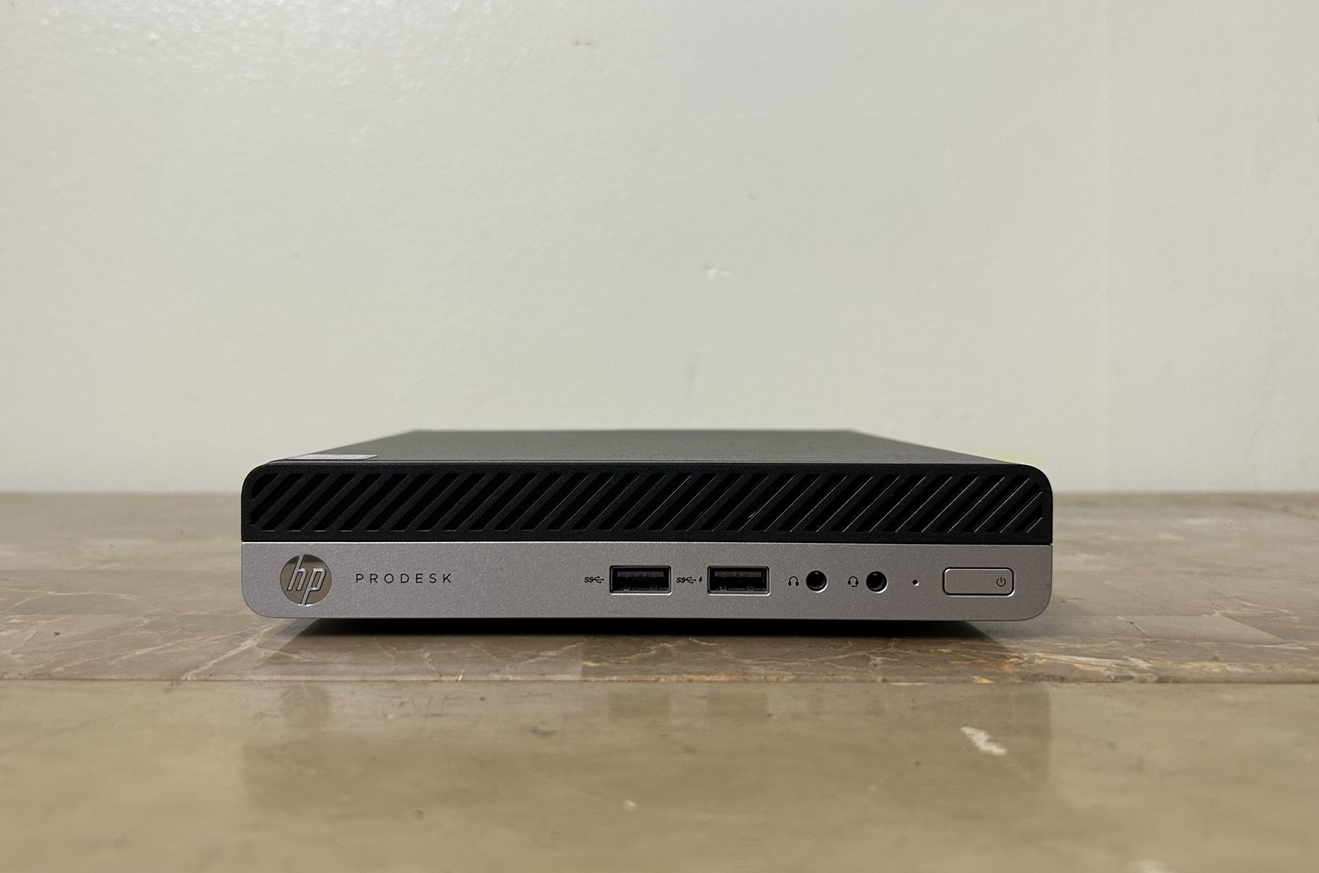 Micro / Tiny HP Prodesk 400 G5 Core i5 9th gen. 16GB RAM 512GB SSD DP Wi-Fi Windows 11 desktop computer