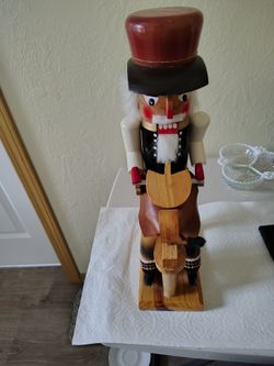 Vintage Steinbach Toy Horse Builder/Shoemaker Nutcracker Figurine