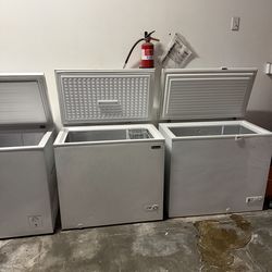 Deep freezers