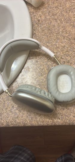 Wireless Apple headphones