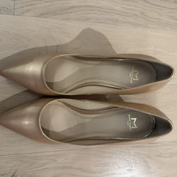 Marc Fisher LTD Patent Leather Zala Pumps - Women's Size 8.5M - Like New - $50 