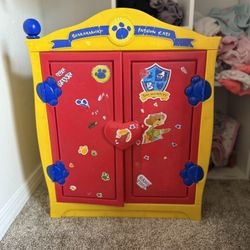 Build A Bear Closet w/ clothes & Bear Included 