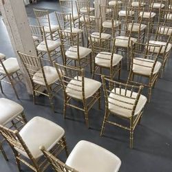 chiavari chairs  For R,e,n,t