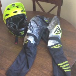 Grio Switchblade Helmet/Fly Racing Pants