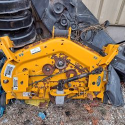CUB CADET 3000 Series 44" Mower Deck w/ Drive Shaft Deck is solid.
$400