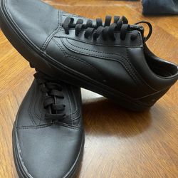 VANS SIZE 11.5 LEATHER BRAND NEW 