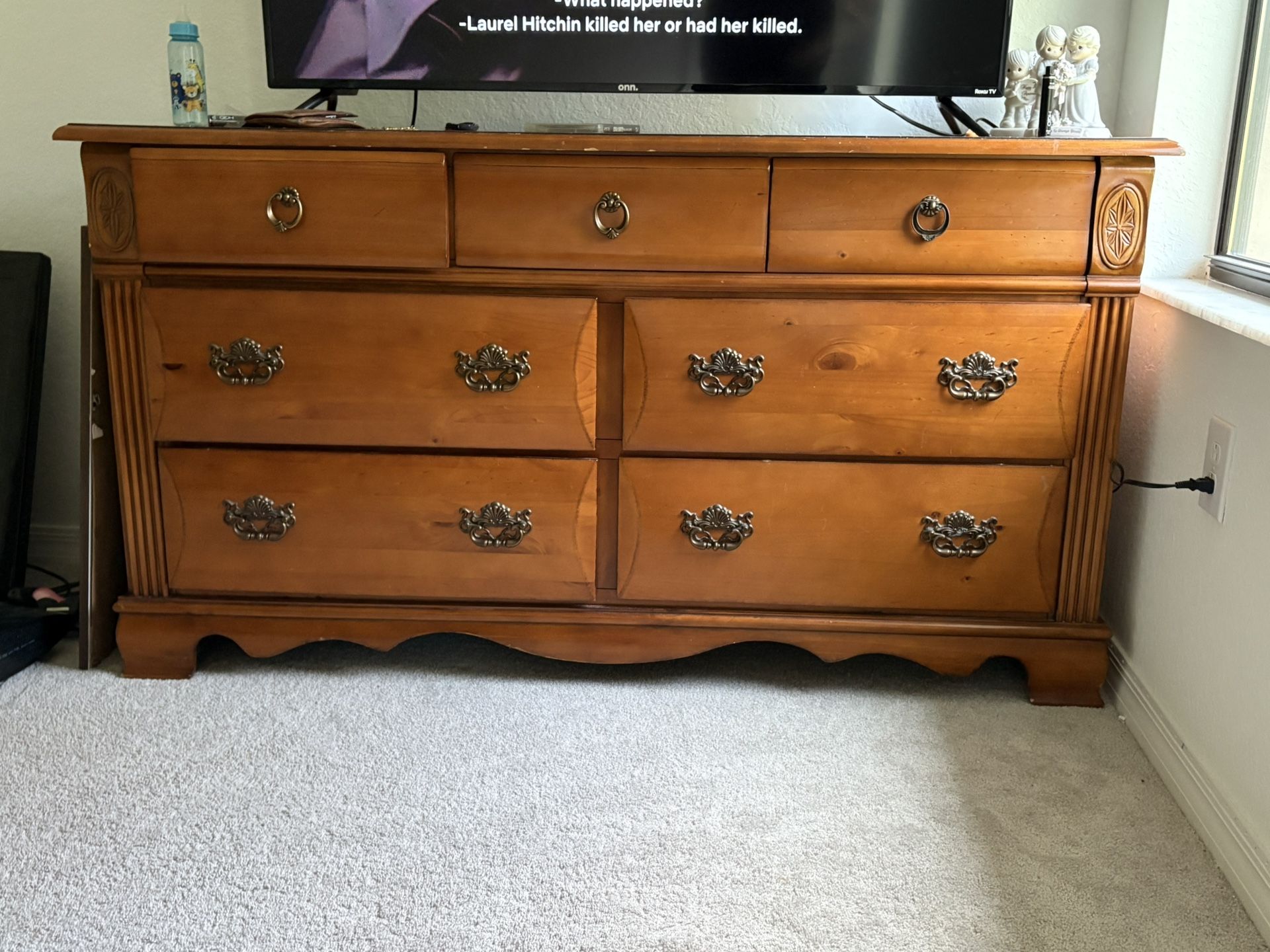 Queen Sized Bedroom Set
