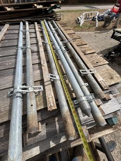 14 Metal Fence Post And Brackets