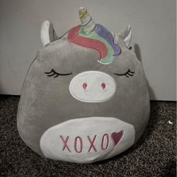 Unicorn Squishmallow 