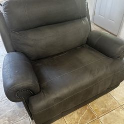 Oversized Wall Recliner