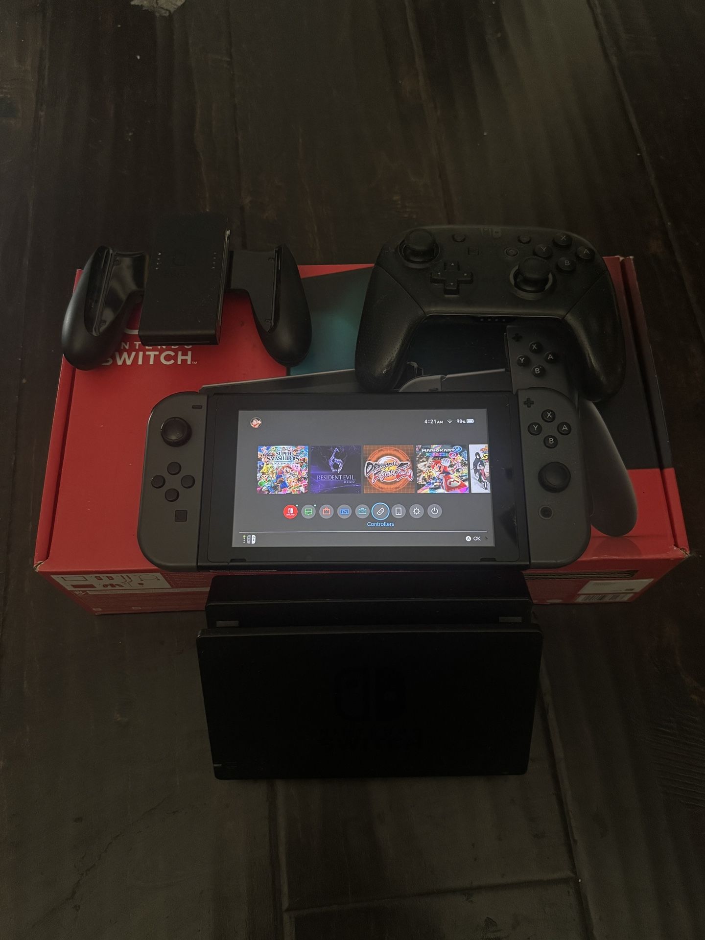 Nintendo Switch 
