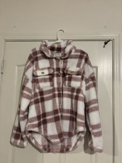 Knapp Studio FLUFFY PINK SWEATER.
