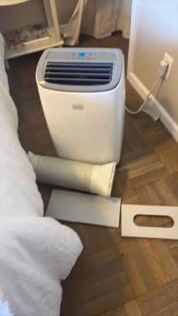 Air conditioner 160$ firm cash only nothing filthy.