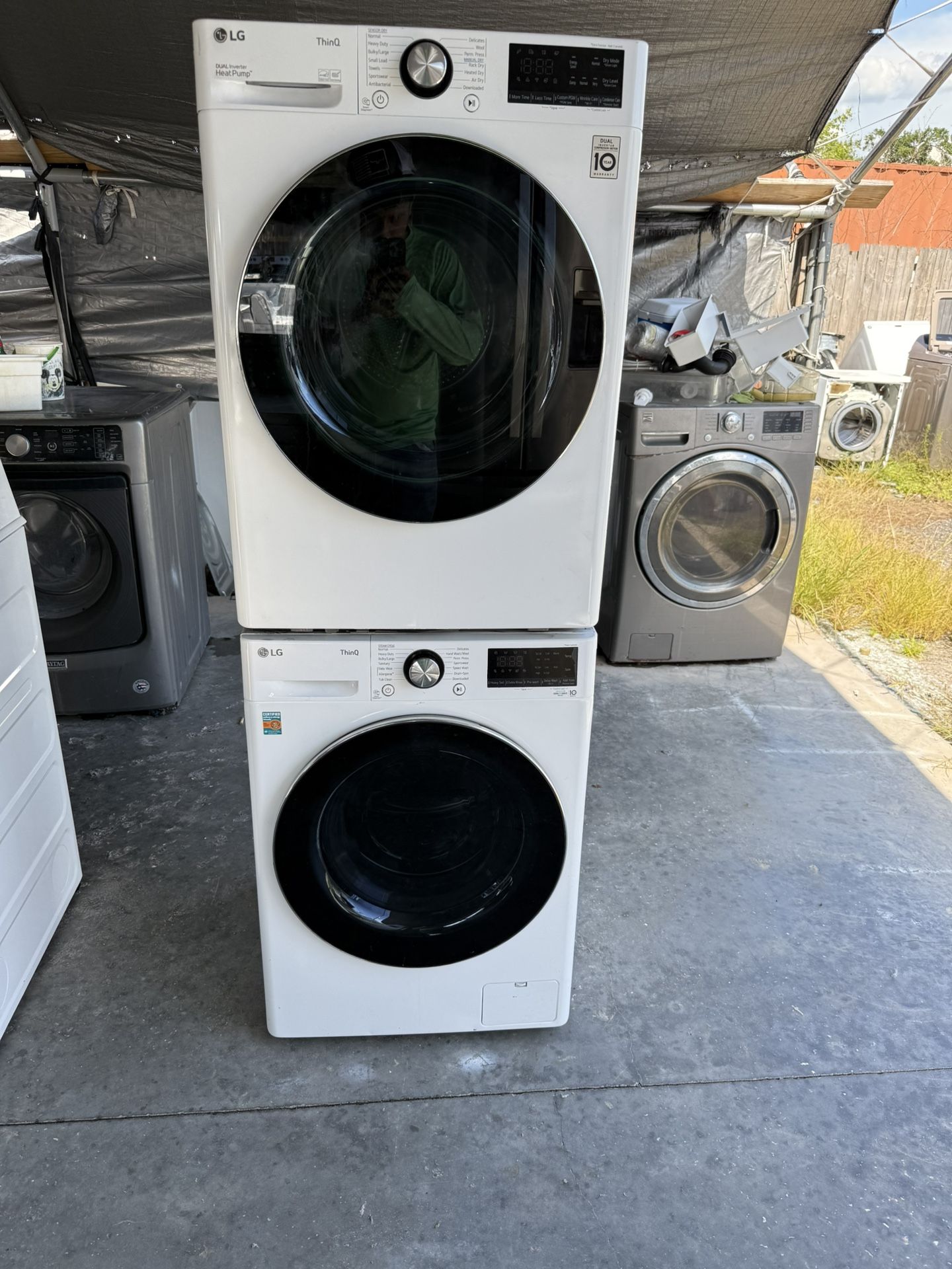 Lg 24” stackable 