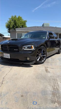 Dodge charger srt8