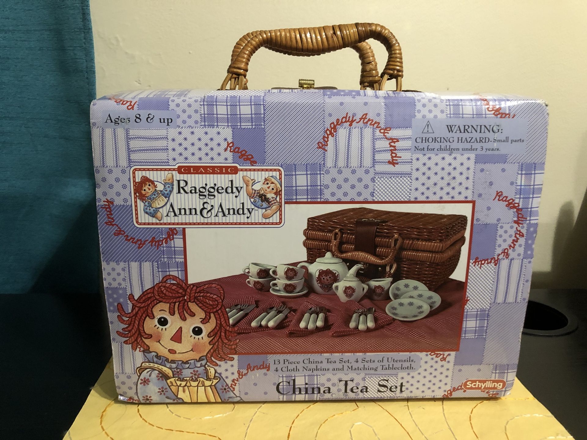 Classic Raggedy Ann & Andy China Tea Set by Schylling