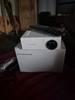 Mini LED Projector