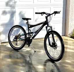 Schwinn Ditch 3.0 Dual Disk Brakes, Dual Suspension 24-Speed Mountain Bike with 26” wheels 19” frame