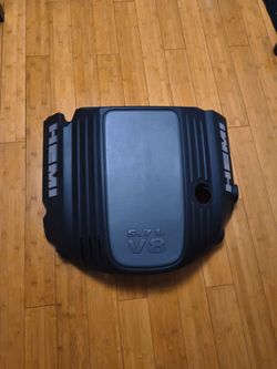 Hemi 5.7 top engine cover